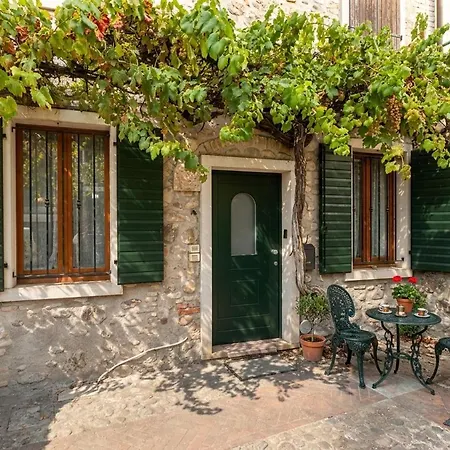 Castelnuovo Loft Cavalcaselle